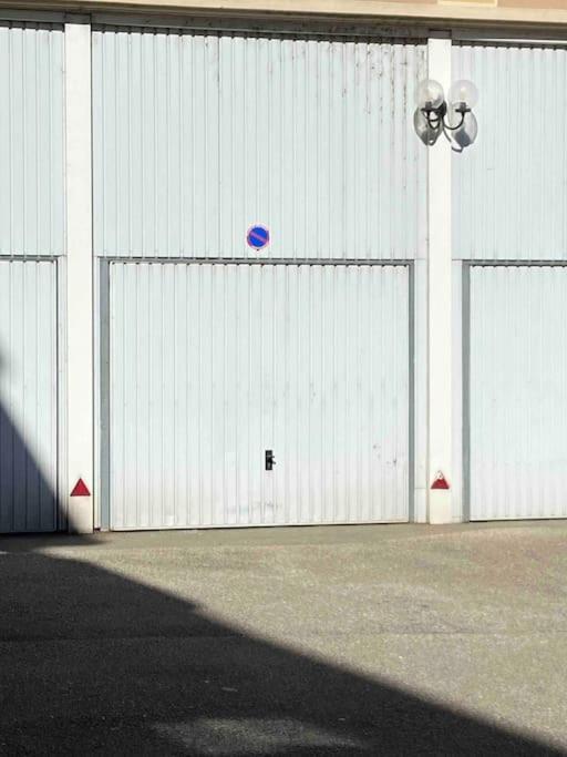 Spacieux T2 Cosy En Face De La Gare Avec Garage ! Belfort Exterior foto